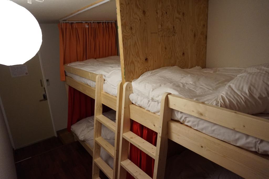 Uni Hostel Осака Екстериор снимка