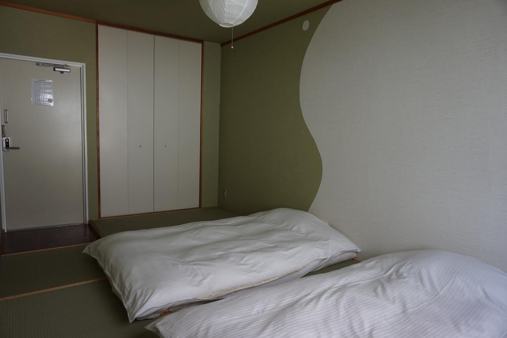 Uni Hostel Осака Екстериор снимка