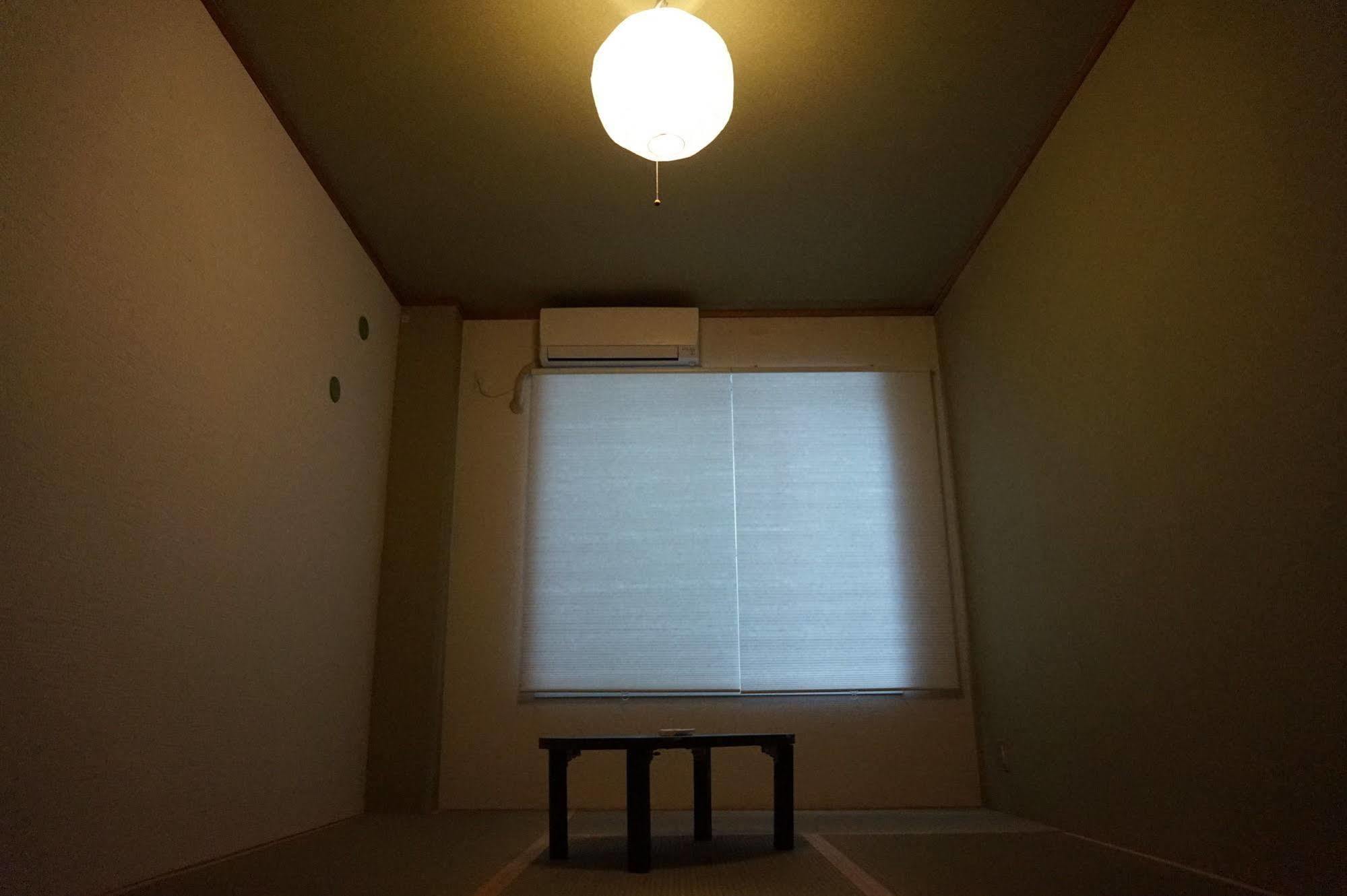 Uni Hostel Осака Екстериор снимка