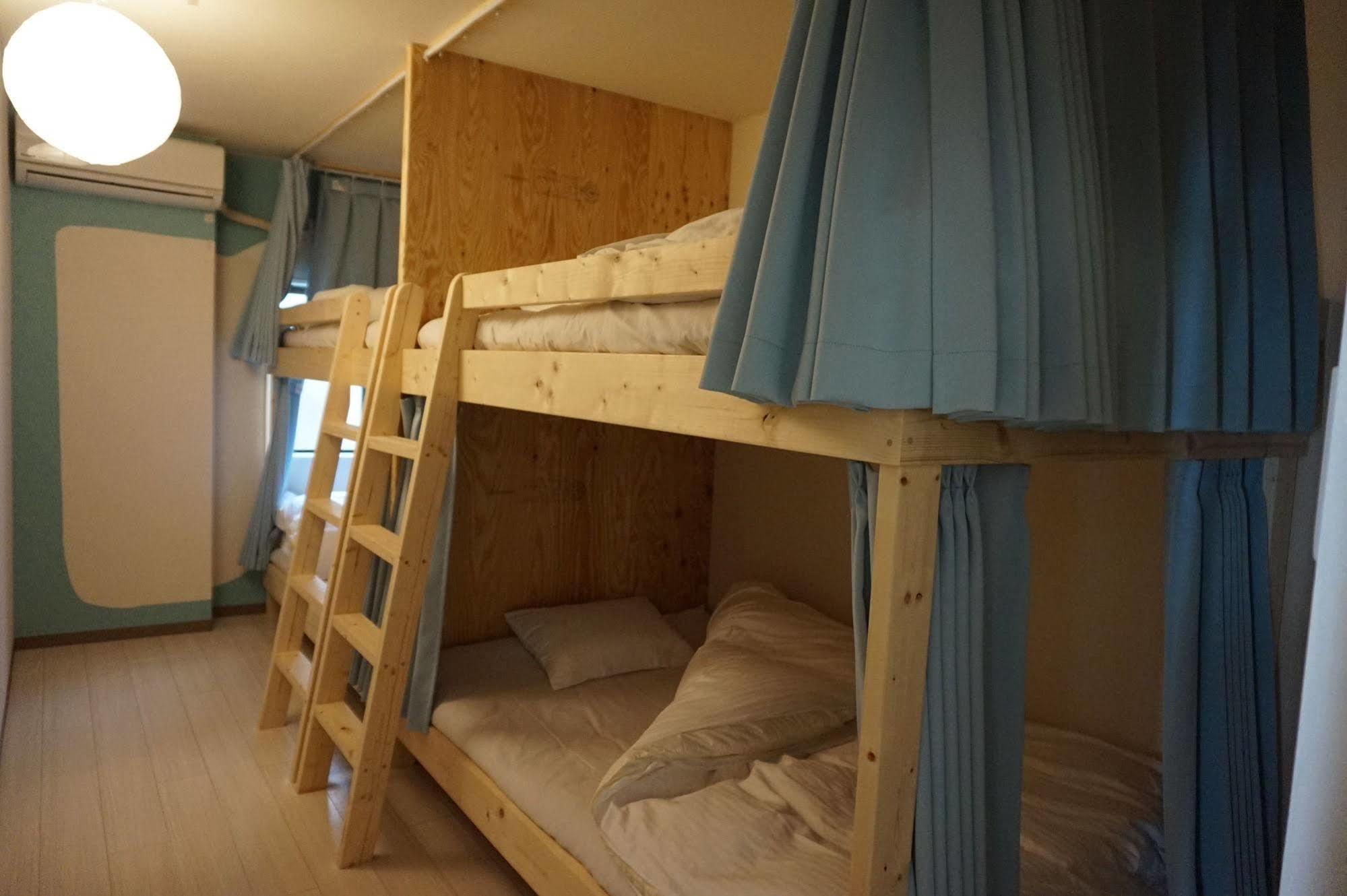 Uni Hostel Осака Екстериор снимка